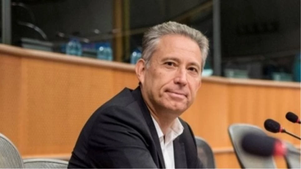 «Καρφί» Χρυσόγονου για Τσίπρα και Συνταγματική Αναθεώρηση – «Πόσο περιθώριο συμμετοχής άφησε στους πολίτες για τη Συμφωνία των Πρεσπών;»